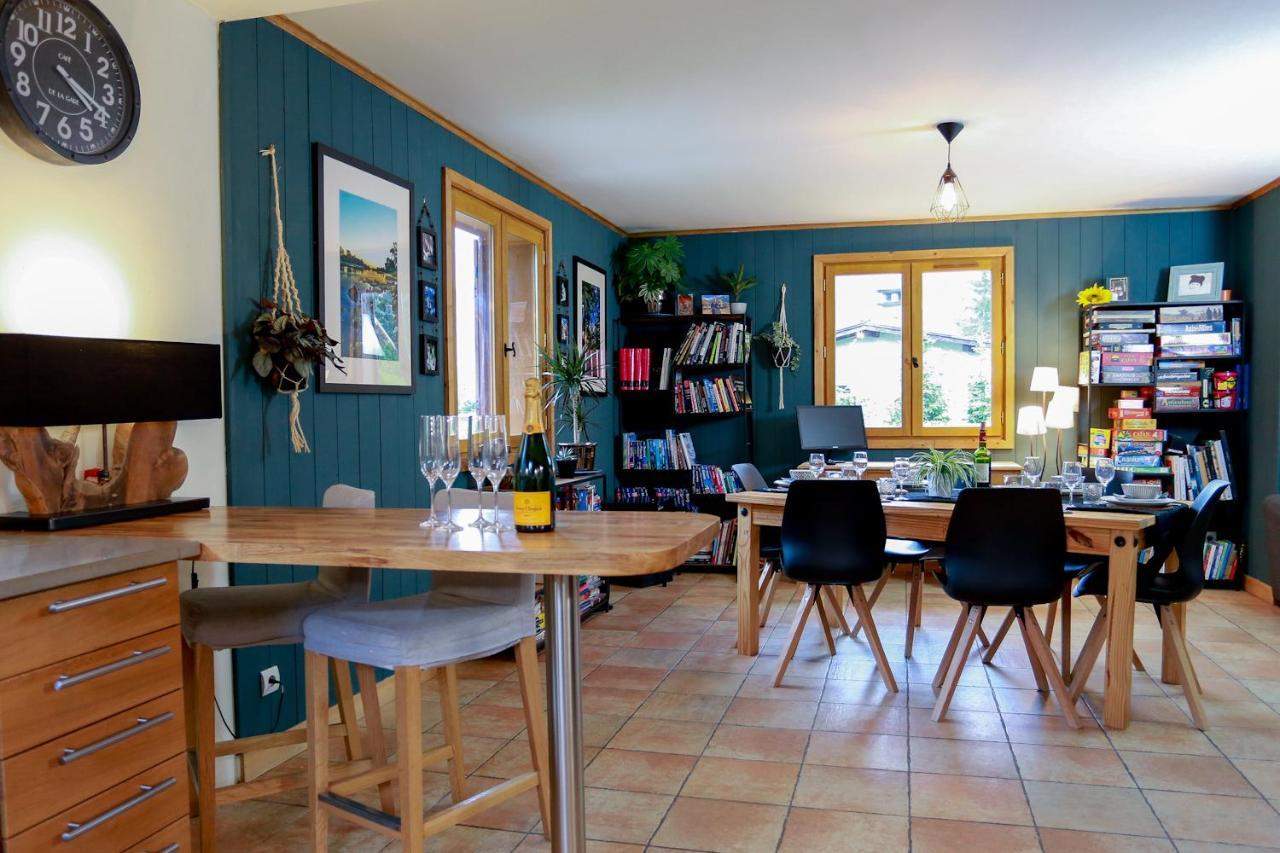 Chamonix Large Chalet, Sleeps 12, 200M2, 5 Bedroom, 4 Bathroom, Garden, Jacuzzi, Sauna Exterior photo