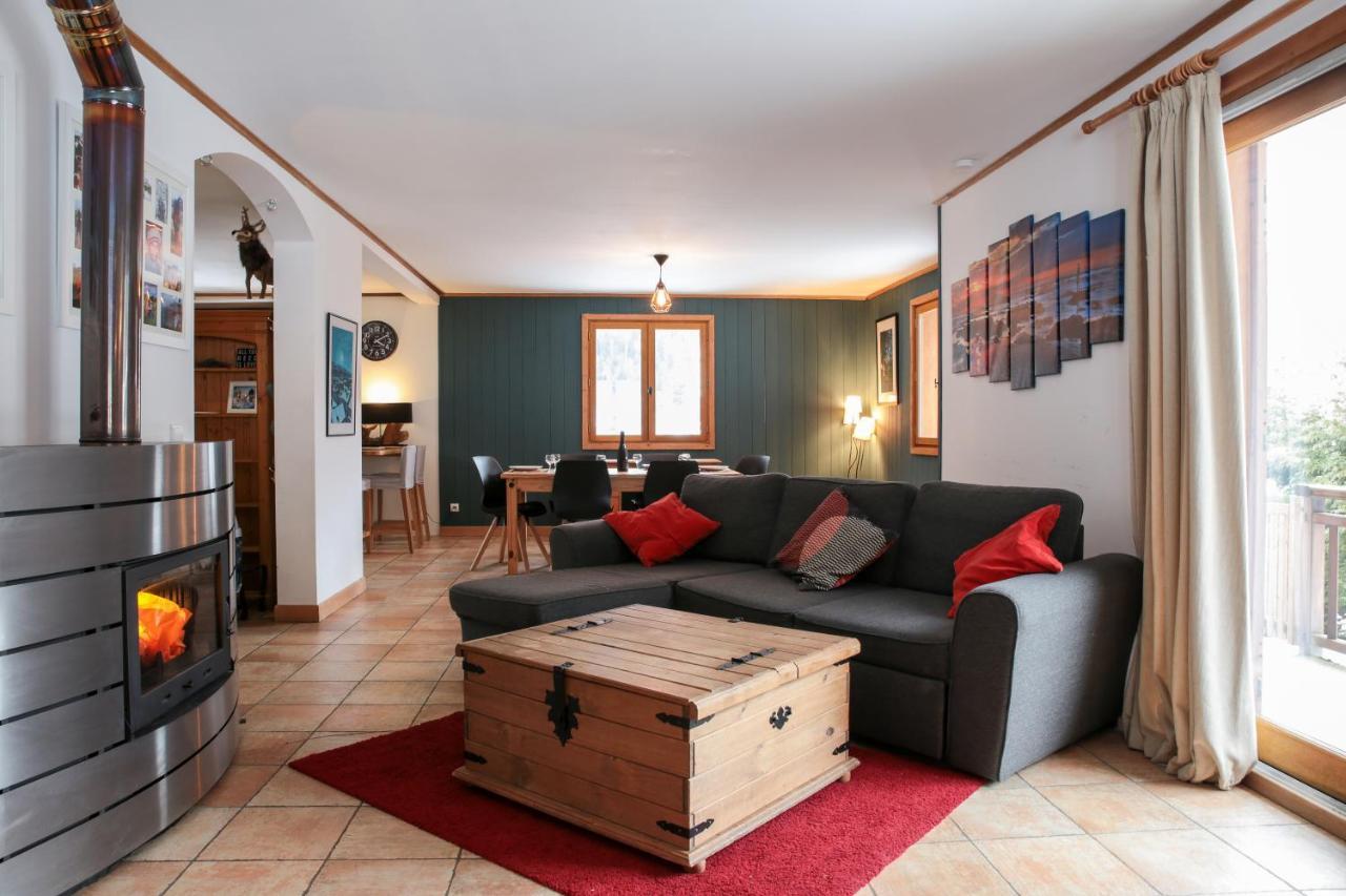 Chamonix Large Chalet, Sleeps 12, 200M2, 5 Bedroom, 4 Bathroom, Garden, Jacuzzi, Sauna Exterior photo